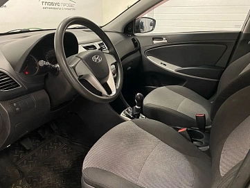 Hyundai Solaris, 2011г, передний привод, механика