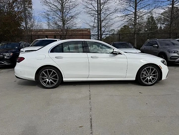 Mercedes-Benz E-Класс, 2022г, задний привод, автомат