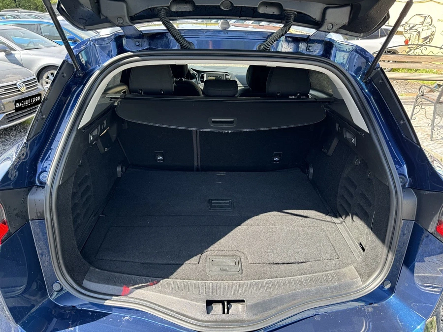 Renault Megane, 2019г., передний привод, робот