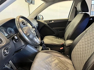 Volkswagen Tiguan, 2011г, передний привод, механика