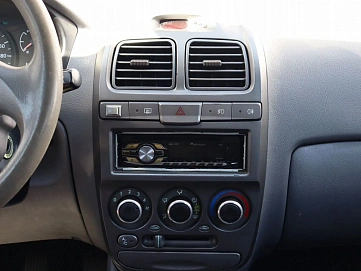 Hyundai Accent, 2008г, передний привод, механика