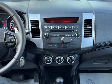 Citroen C-Crosser, 2011г, полный привод, вариатор