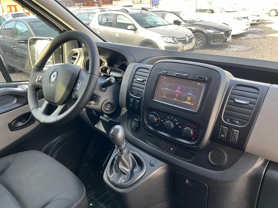 Renault Trafic, 2017г., передний привод, механика