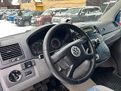 Volkswagen Multivan, 2006г., передний привод, механика