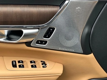 Volvo V90 Cross Country, 2024г, полный привод, автомат