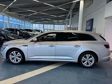 Renault Talisman, 2017г, передний привод, робот