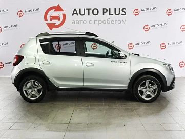 Renault , 2021г., передний привод, автомат