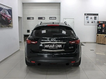 Infiniti QX70, 2014г, полный привод, автомат