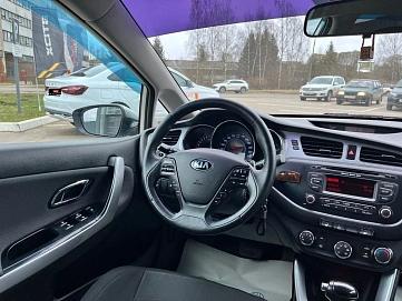 Kia Ceed, 2012г, передний привод, автомат