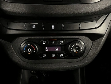 Lada (ВАЗ) Vesta, 2016г, передний привод, механика