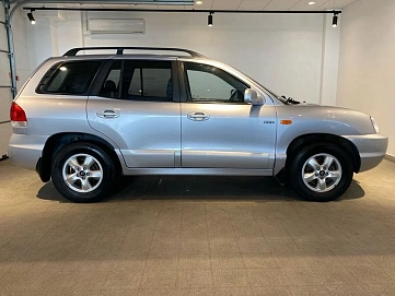 Hyundai Santa Fe, 2008г, передний привод, автомат