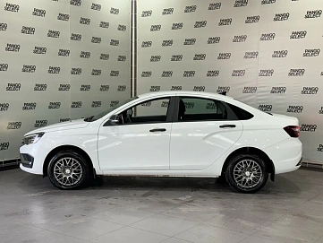 Lada (ВАЗ) Vesta, 2023г, передний привод, механика