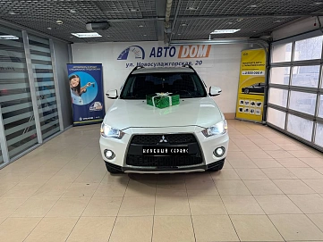Mitsubishi Outlander, 2011г, полный привод, вариатор