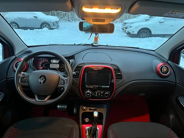 Renault Kaptur, 2018г, полный привод, автомат