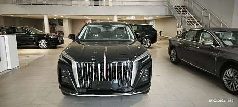 Hongqi HS3, 2025г, передний привод, робот