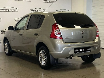Renault Sandero, 2014г, передний привод, механика