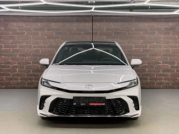 Toyota Camry, 2025г, передний привод, вариатор