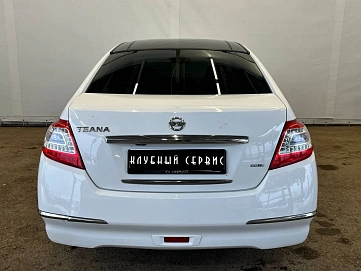 Nissan Teana, 2013г, передний привод, вариатор