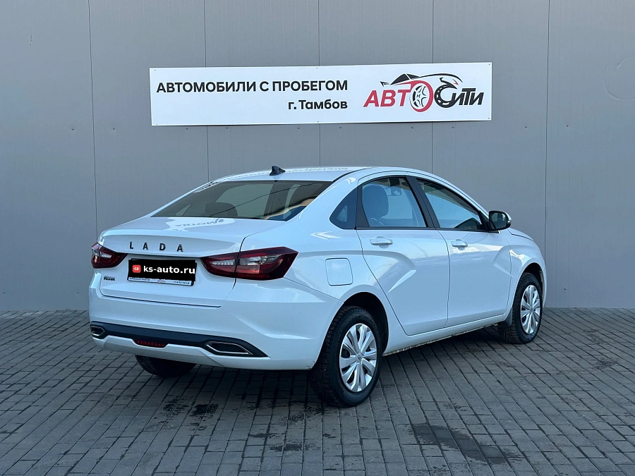 Lada (ВАЗ) Vesta, 2023г., передний привод, механика