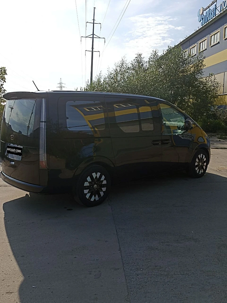 Hyundai Staria, 2021г., полный привод, автомат