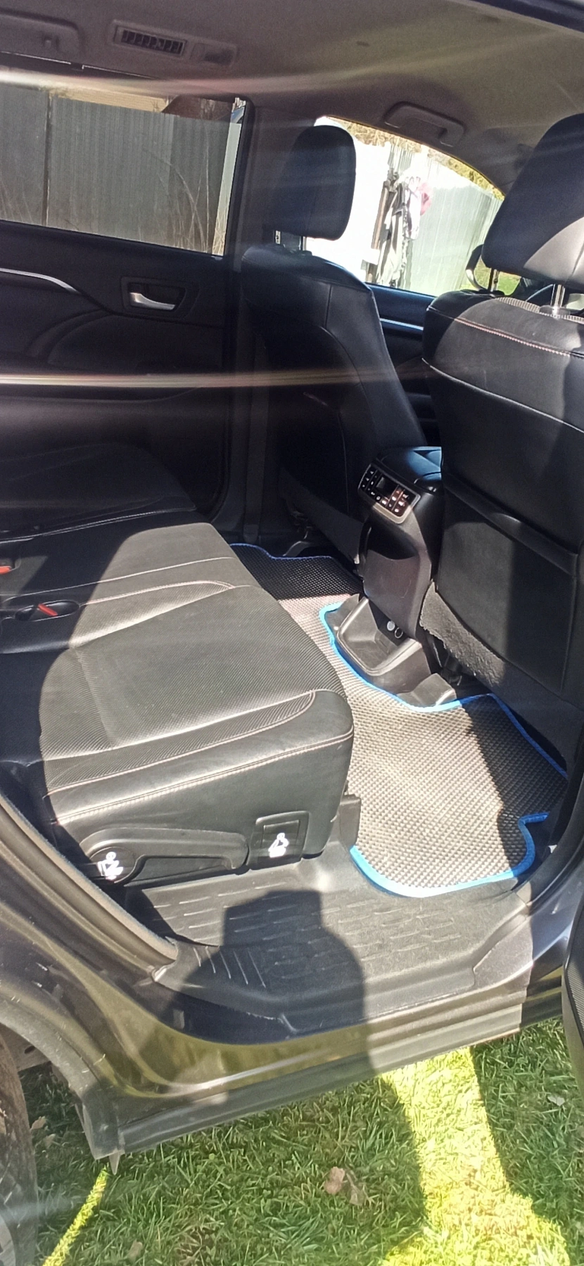 Toyota Highlander, 2014г., полный привод, автомат