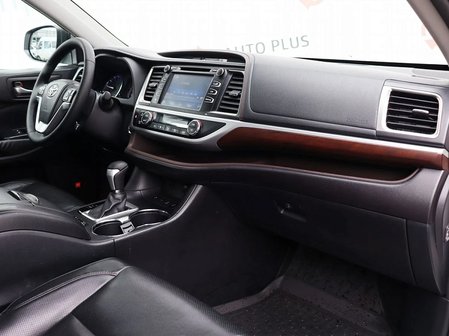 Toyota Highlander, 2013г., полный привод, автомат