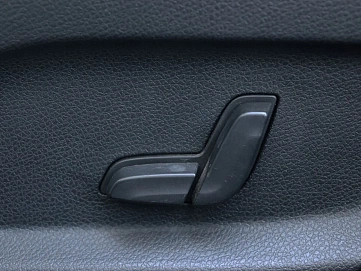 Mercedes-Benz C-Класс, 2015г, задний привод, автомат