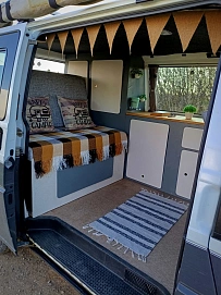 Volkswagen Transporter, 1996г, передний привод, механика