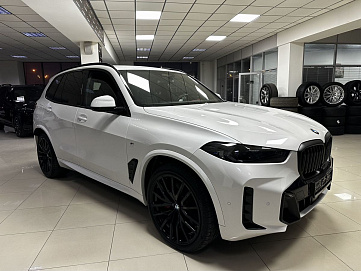 BMW X5, 2024г, полный привод, автомат