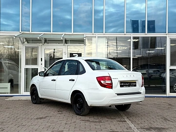 Lada (ВАЗ) Granta, 2019г, передний привод, механика
