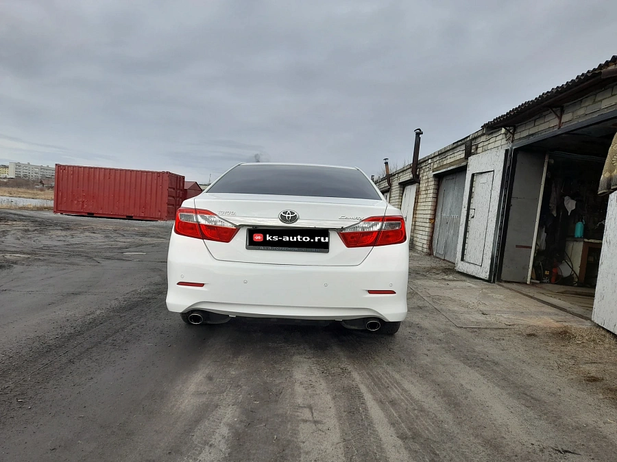 Toyota Camry, 2013г., передний привод, автомат