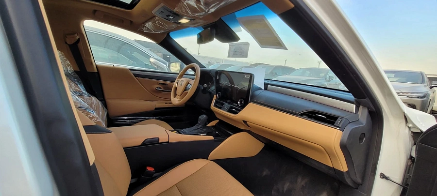 Lexus ES, 2025г., передний привод, вариатор