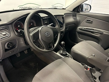 Kia Rio, 2010г, передний привод, механика