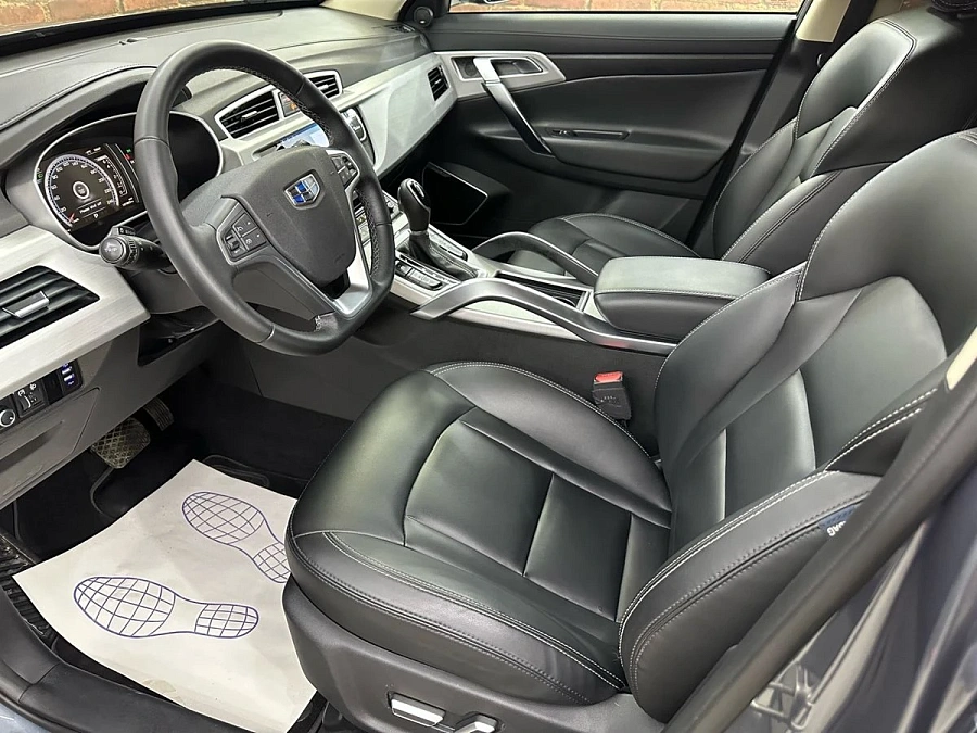 Geely Atlas, 2018г., передний привод, автомат