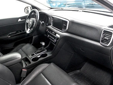Kia Sportage, 2021г, передний привод, автомат