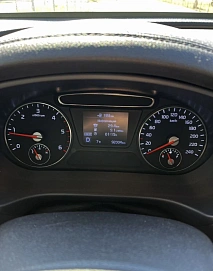 Kia Sorento, 2017г, передний привод, автомат