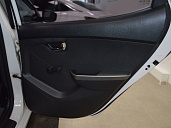 Hyundai Elantra, 2013г., передний привод, автомат