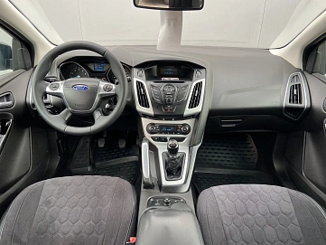 Ford Focus, 2013г, передний привод, механика