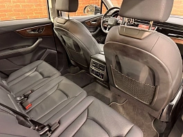 Audi Q7, 2024г, полный привод, автомат