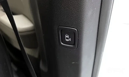 Kia Carnival, 2024г, передний привод, автомат