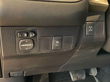 Toyota RAV4, 2015г, передний привод, автомат
