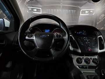 Ford Focus, 2014г, передний привод, механика