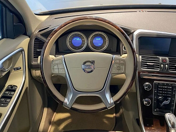 Volvo , 2012г., передний привод, автомат