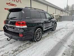 Toyota Land Cruiser, 2019г, полный привод, автомат