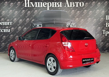 Hyundai i30, 2009г, передний привод, автомат