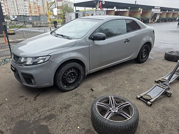 Kia Cerato, 2011г, передний привод, автомат