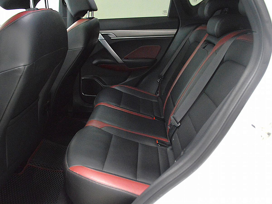 Geely Coolray, 2020г., передний привод, робот