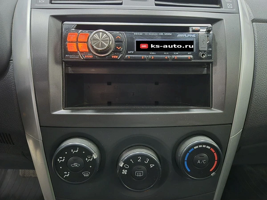 Toyota Corolla, 2011г., передний привод, автомат