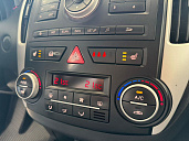 Kia Ceed, 2012г., передний привод, автомат