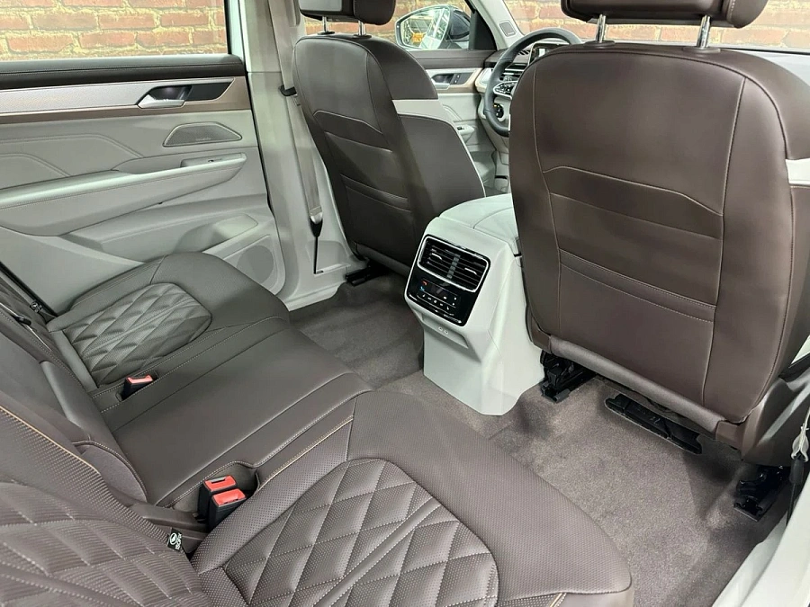 Volkswagen Tavendor, 2026г., полный привод, робот